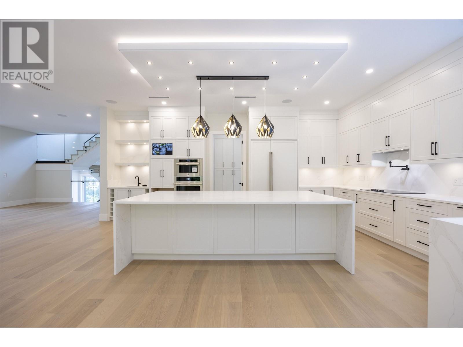 2271 MONASHEE COURT, coquitlam, British Columbia