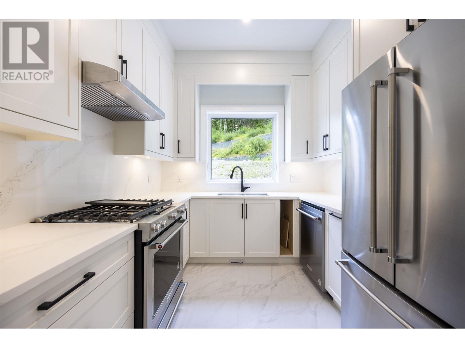 2271 Monashee Court, Coquitlam, British Columbia  V3K 6P7 - Photo 12 - R2965047
