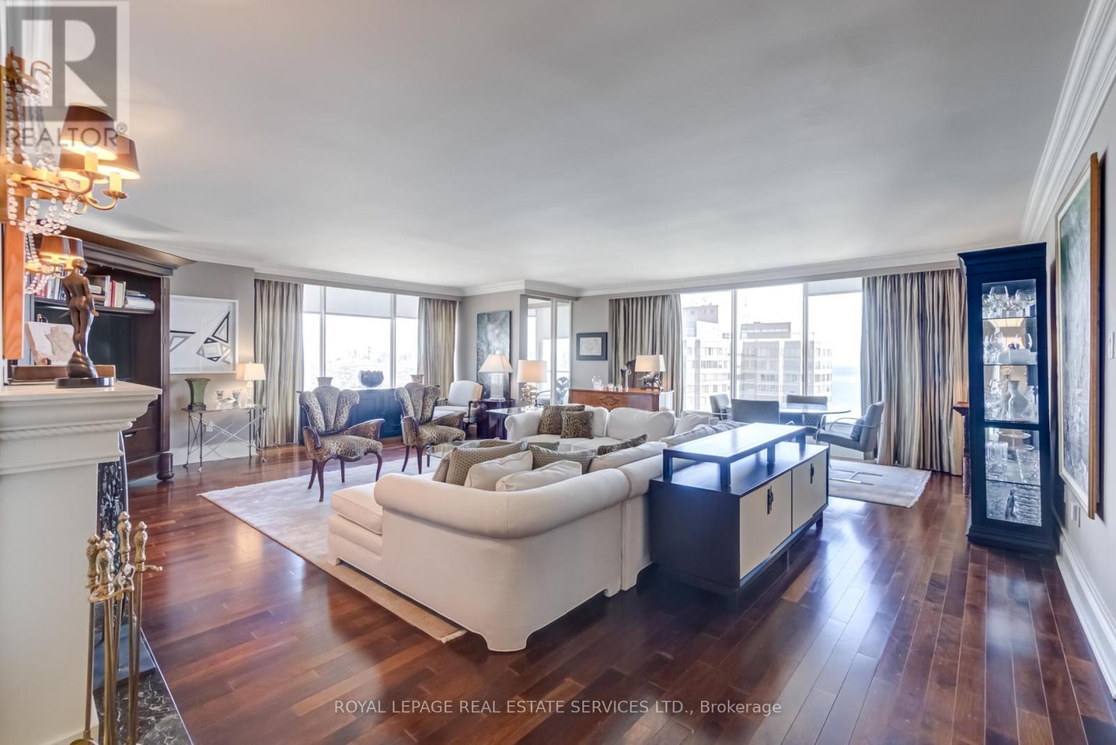 4404 - 2045 Lake Shore Boulevard W, Toronto, Ontario  M8V 2Z6 - Photo 12 - W12036225