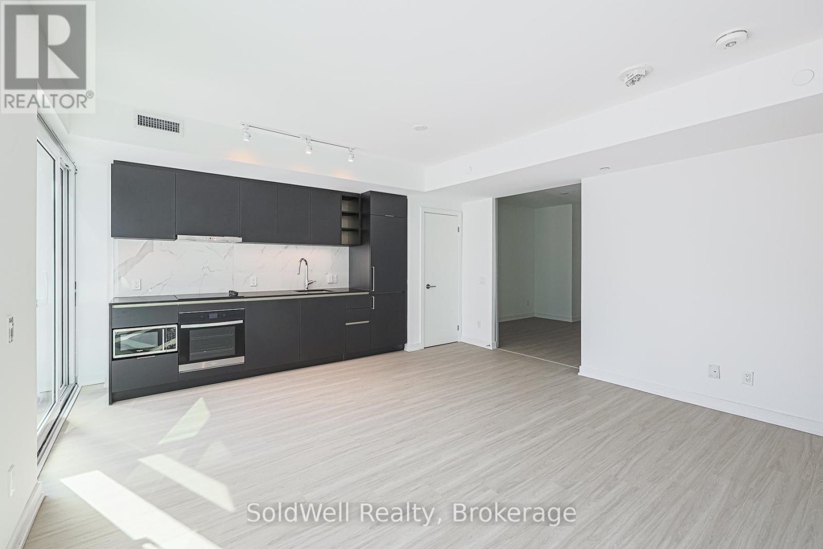 906 - 8 Wellesley Street W, Toronto, Ontario  M4Y 0J5 - Photo 12 - C12036264