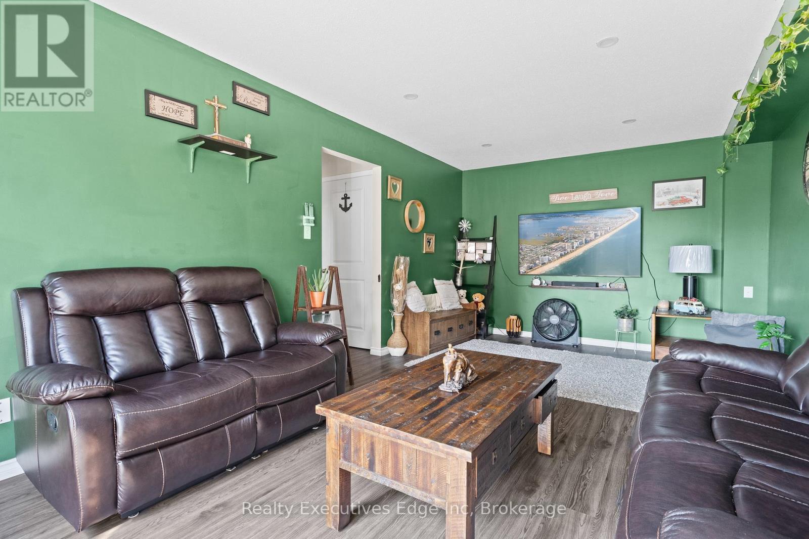 256 - 100 Brownleigh Avenue, Welland, Ontario  L3B 5V8 - Photo 11 - X12036291