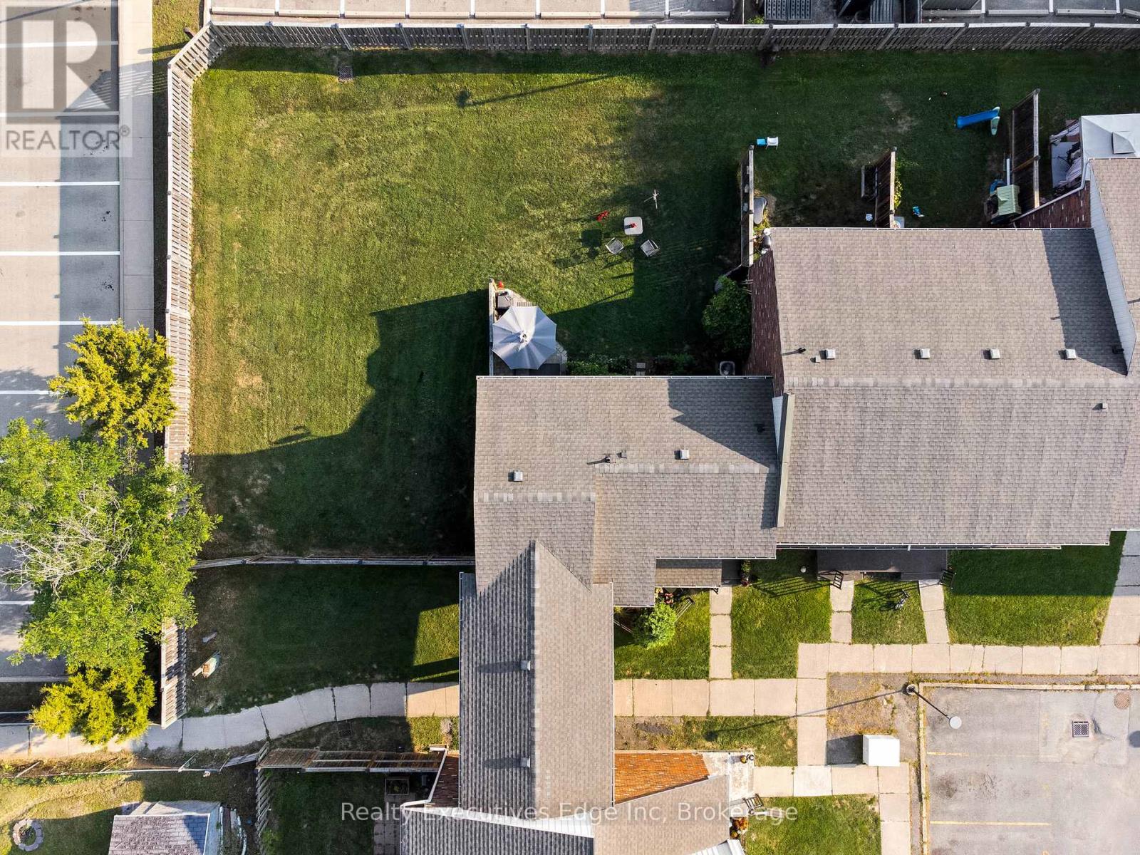 256 - 100 Brownleigh Avenue, Welland, Ontario  L3B 5V8 - Photo 36 - X12036291