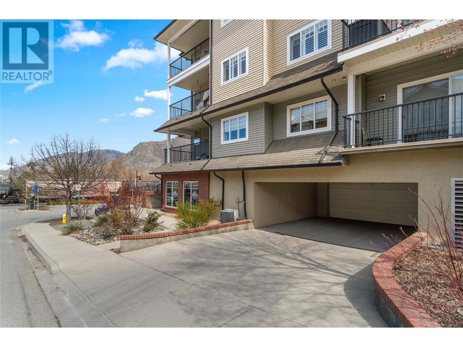 Property at 550 LORNE Street Unit# 307 image 4