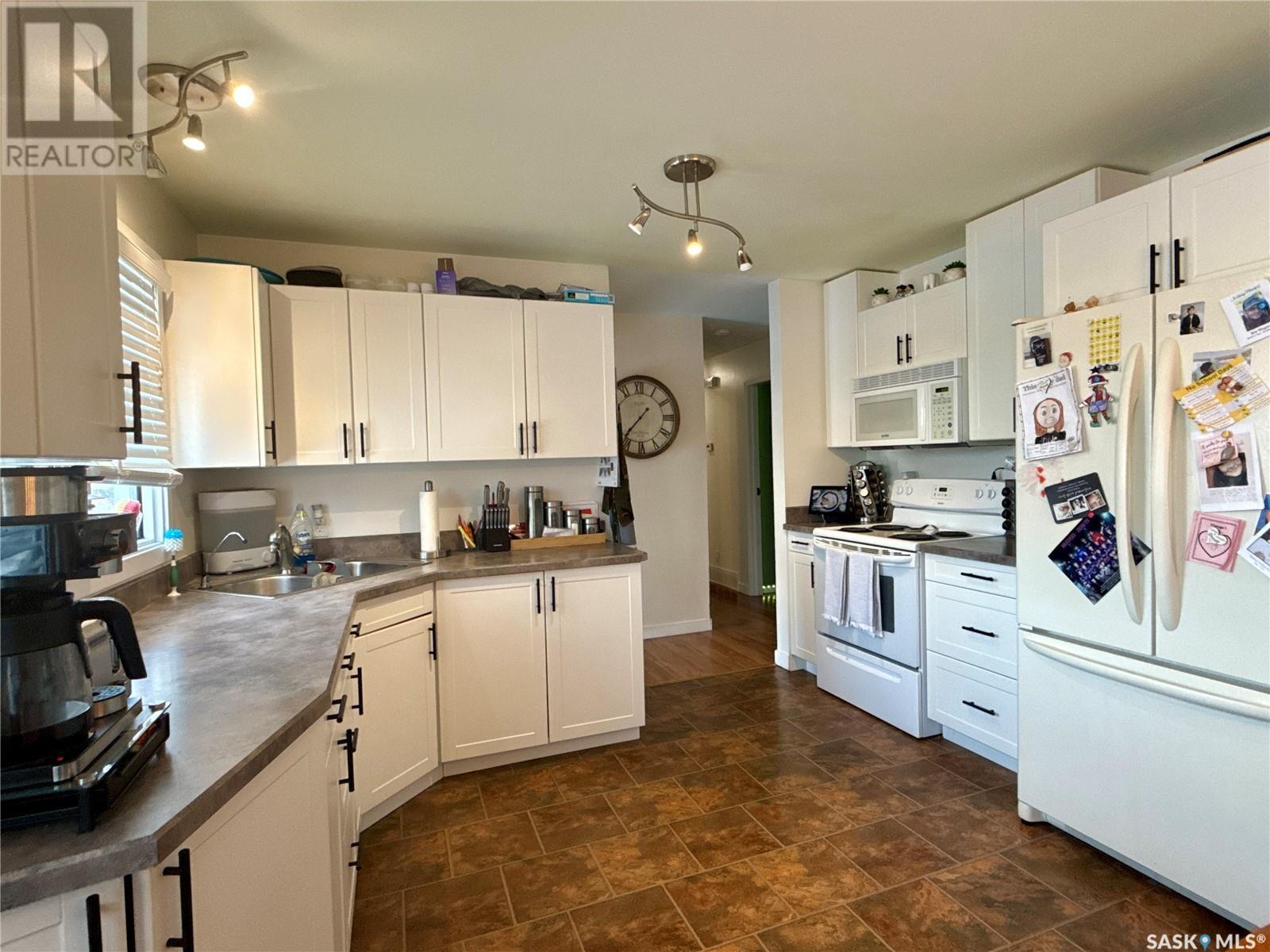 311 Victoria Street, Lang, Saskatchewan  S0G 2W0 - Photo 2 - SK999529
