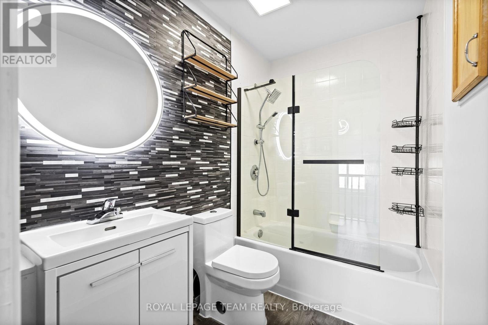 81 Alon Street, Ottawa, Ontario  K2S 1K7 - Photo 24 - X12036313