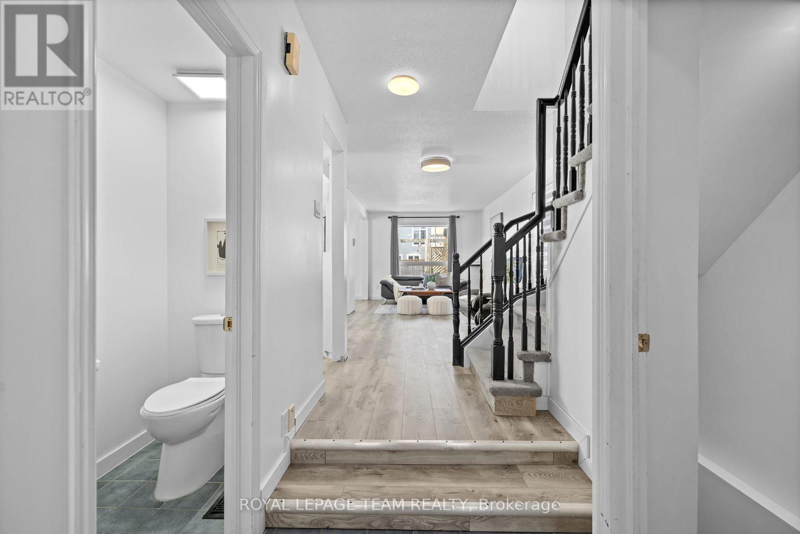 Property at 81 ALON STREET image 3