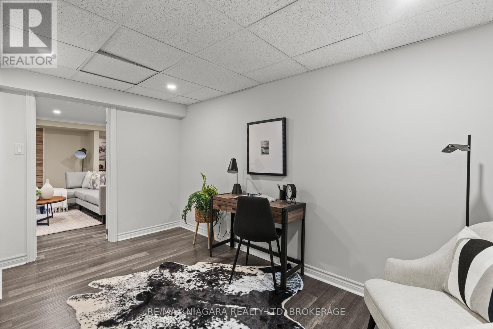 48 Valencourt Drive, Welland (N. Welland), Ontario  L3C 1M8 - Photo 25 - X12036340