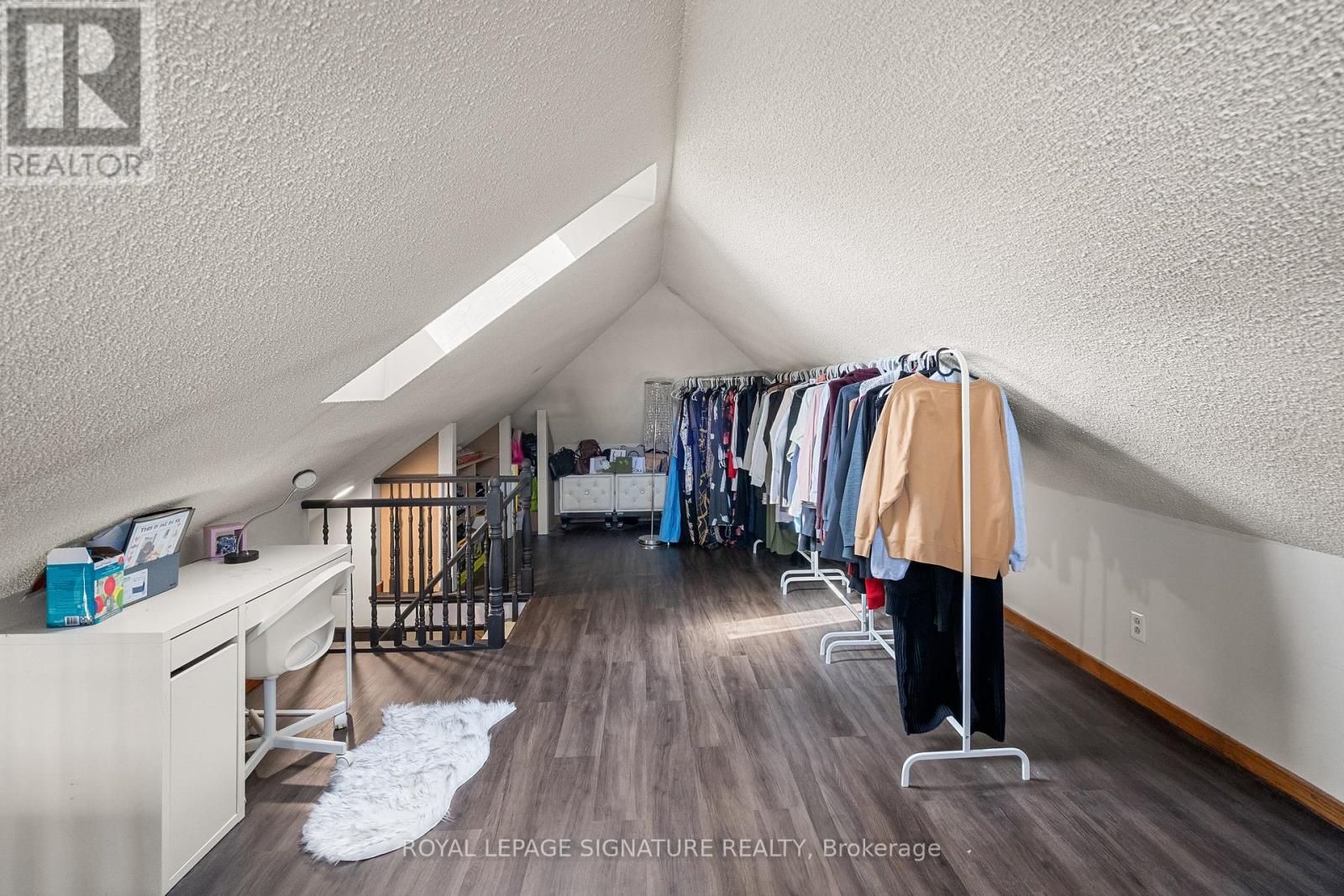 63 Lowell Avenue, St. Catharines, Ontario  L2R 2C9 - Photo 11 - X12036277