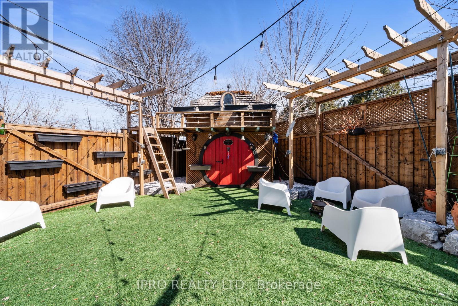 17 Hardwick Court, Toronto, Ontario  M9C 4G5 - Photo 37 - W12036355