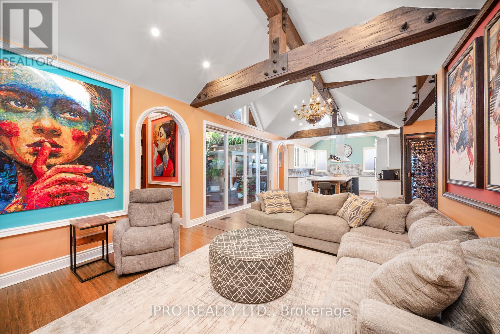 17 Hardwick Court, Toronto, Ontario  M9C 4G5 - Photo 9 - W12036355