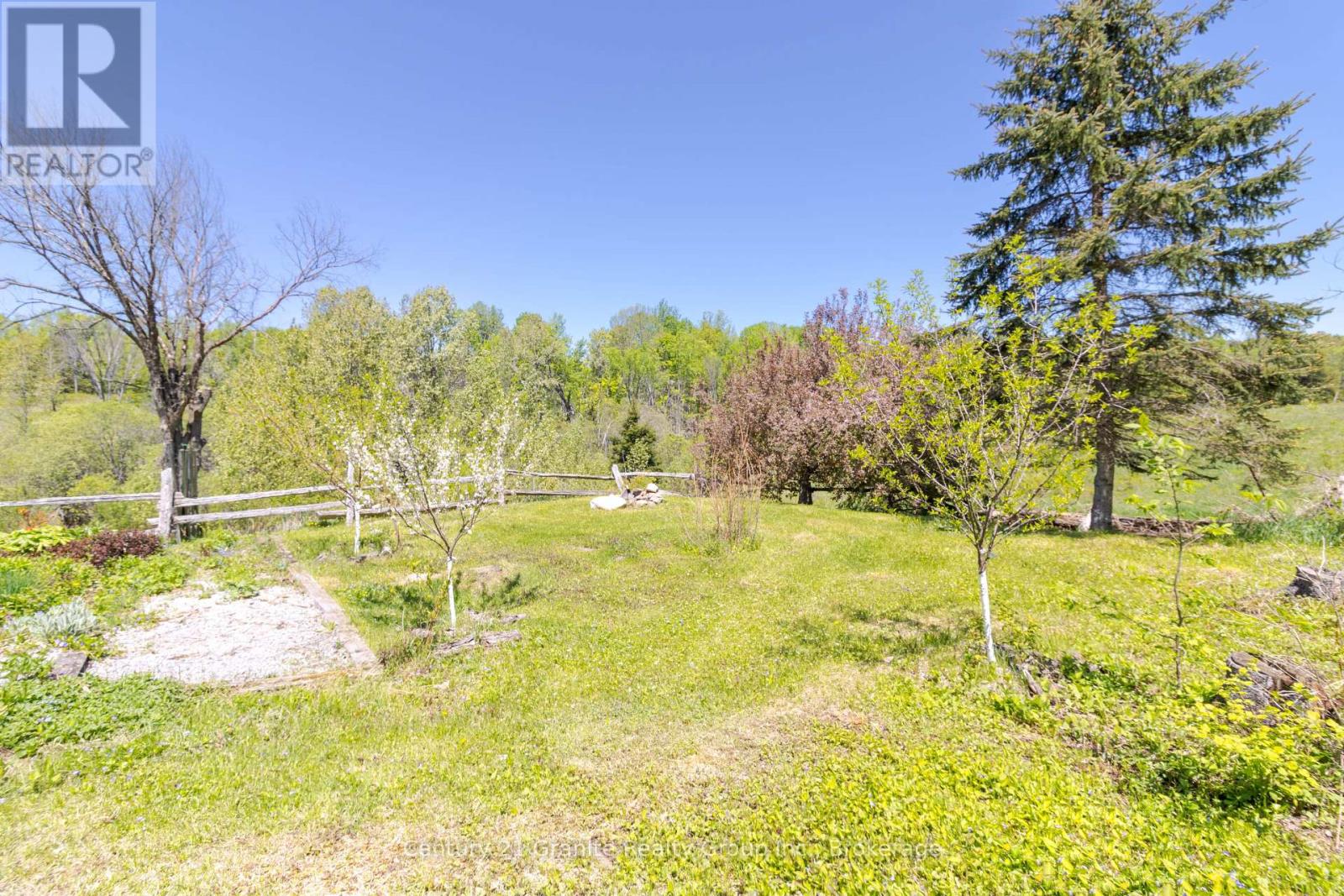 1429 Tamarack Lake Road, Highlands East, Ontario  K0M 1R0 - Photo 14 - X12022733
