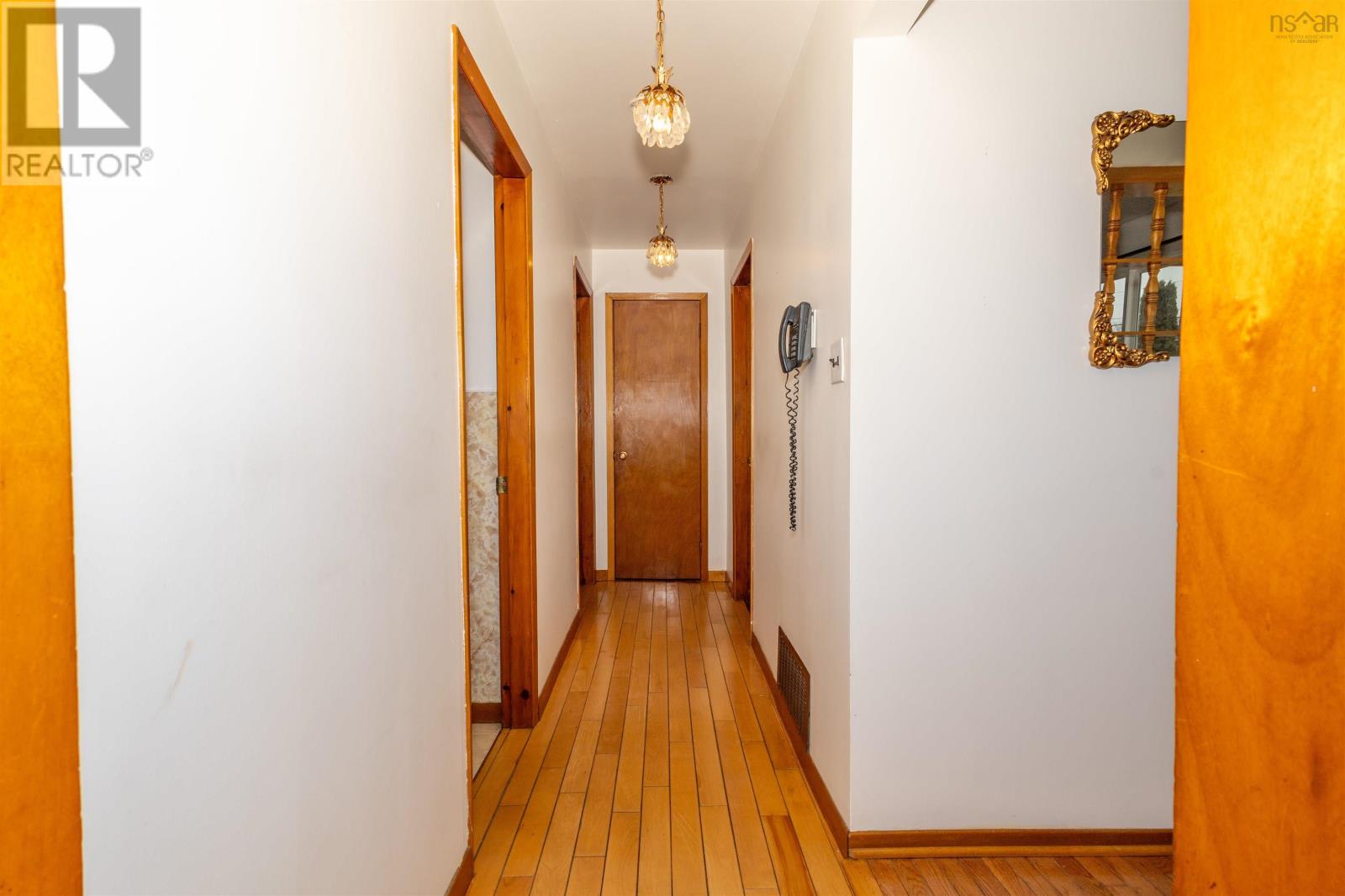 58 Butts Street, Sydney Mines, Nova Scotia  B1V 1N2 - Photo 19 - 202505578