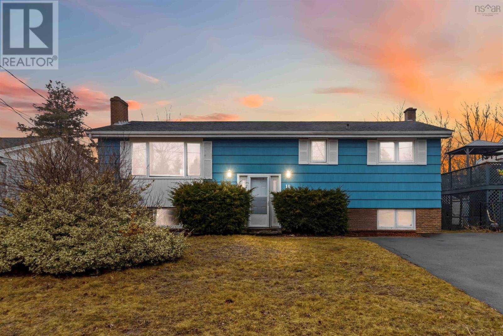 10 Delmac Court, Dartmouth, Nova Scotia  B2X 2T8 - Photo 1 - 202505576