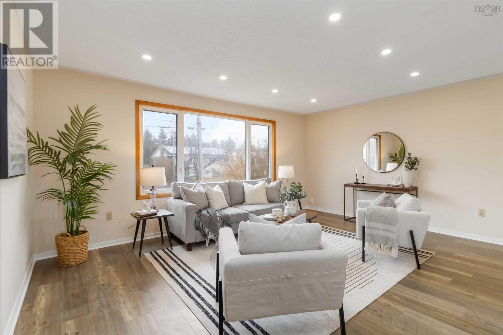 10 Delmac Court, Dartmouth, Nova Scotia  B2X 2T8 - Photo 2 - 202505576