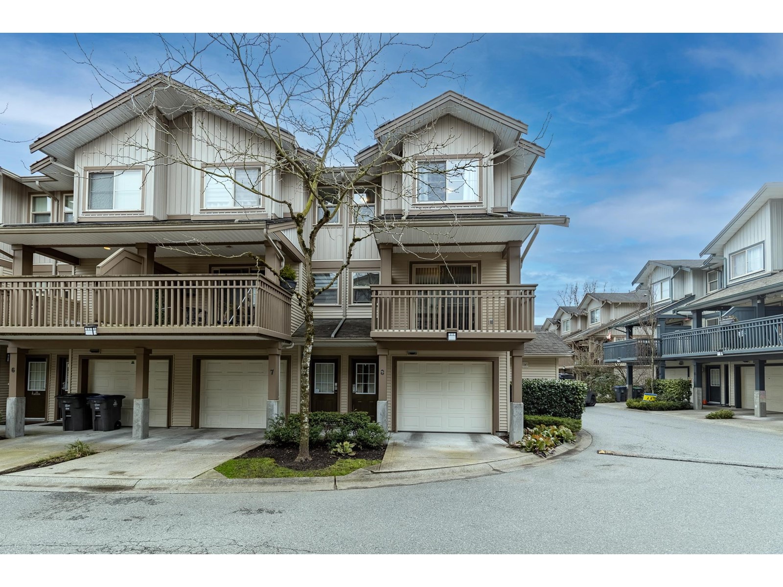 Property at 8 19250 65 AVENUE image 1