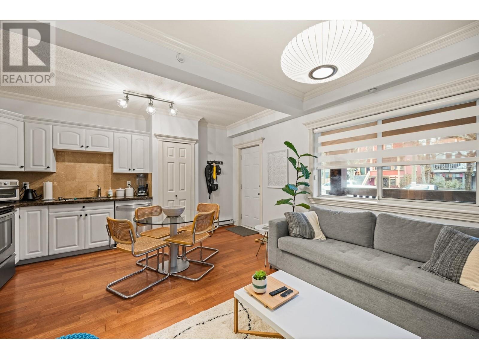 1537 Victoria Drive, Vancouver, British Columbia  V5L 4H1 - Photo 3 - R2973411