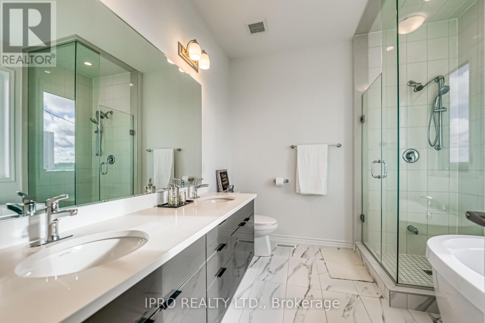 49 Mcbride Trail, Barrie, Ontario  L9J 0Y8 - Photo 17 - S12036381