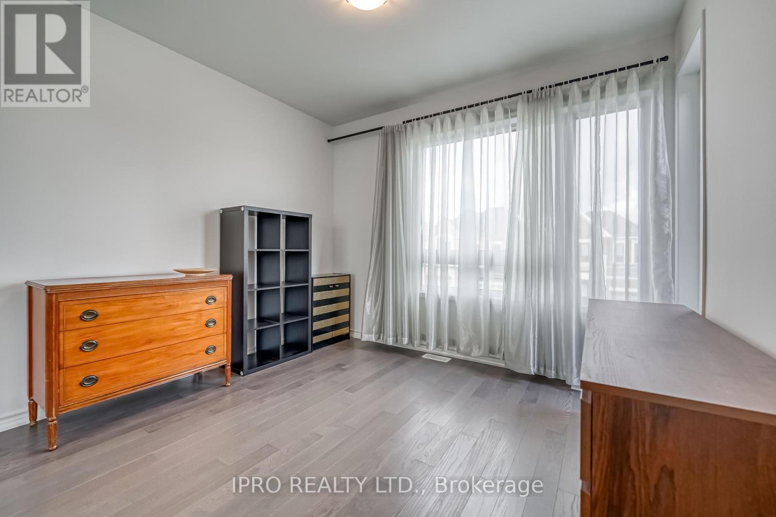 49 Mcbride Trail, Barrie, Ontario  L9J 0Y8 - Photo 20 - S12036381