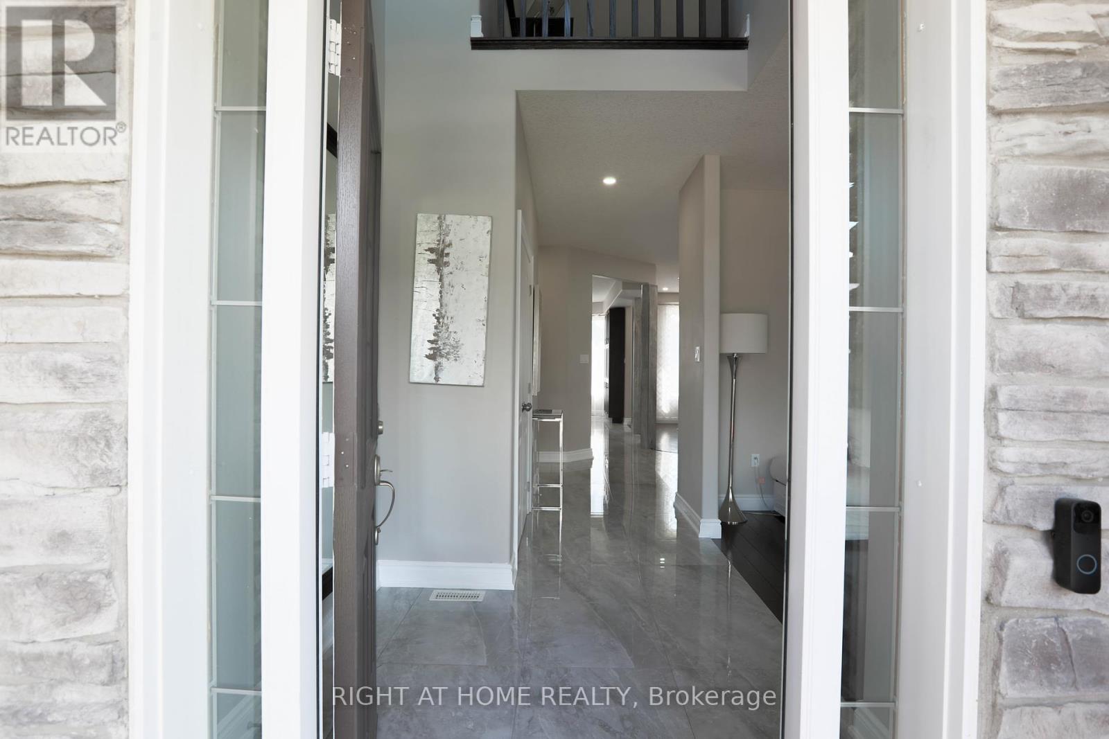 Property at 72 LOCKERBIE CRESCENT image 4