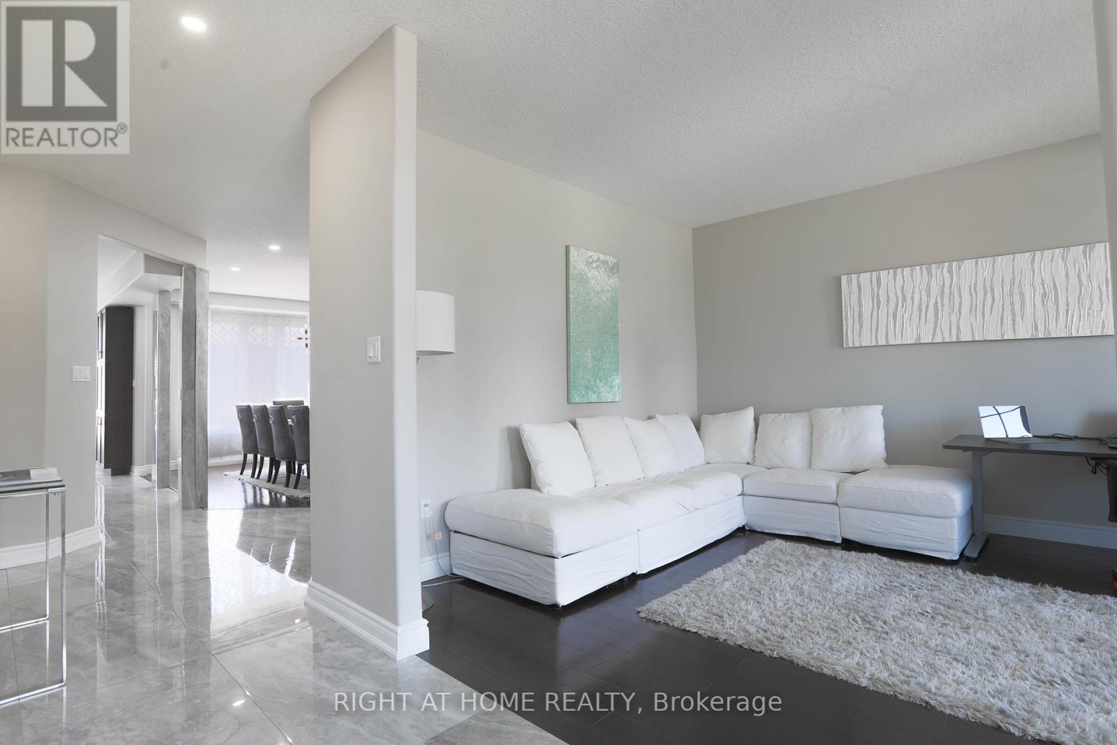 Property at 72 LOCKERBIE CRESCENT image 5