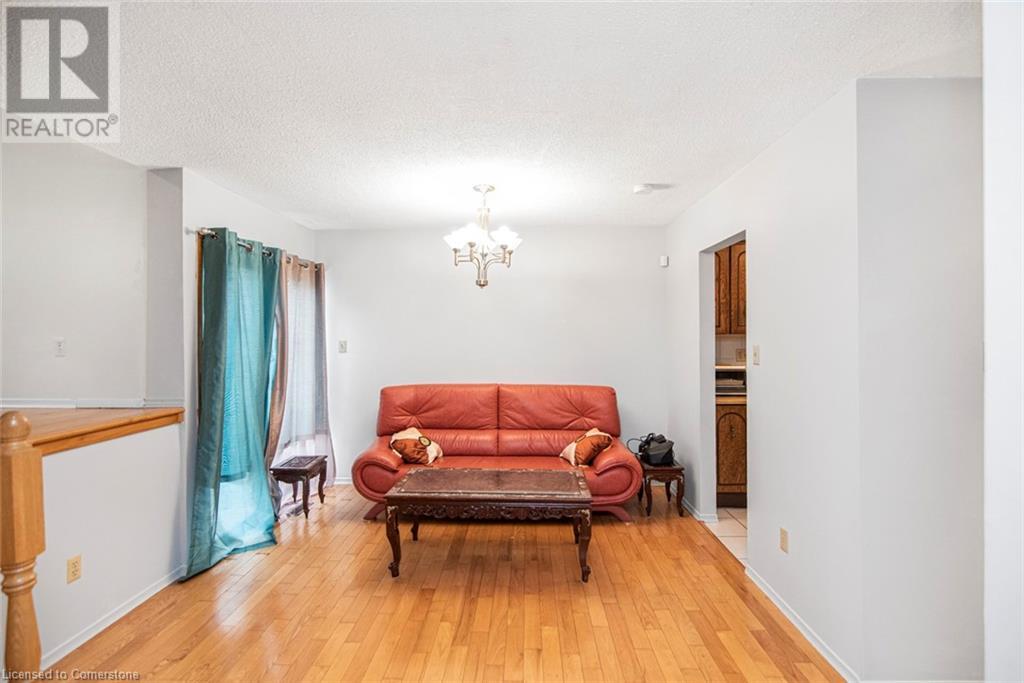 Property at 366 FRANKLIN Drive image 5