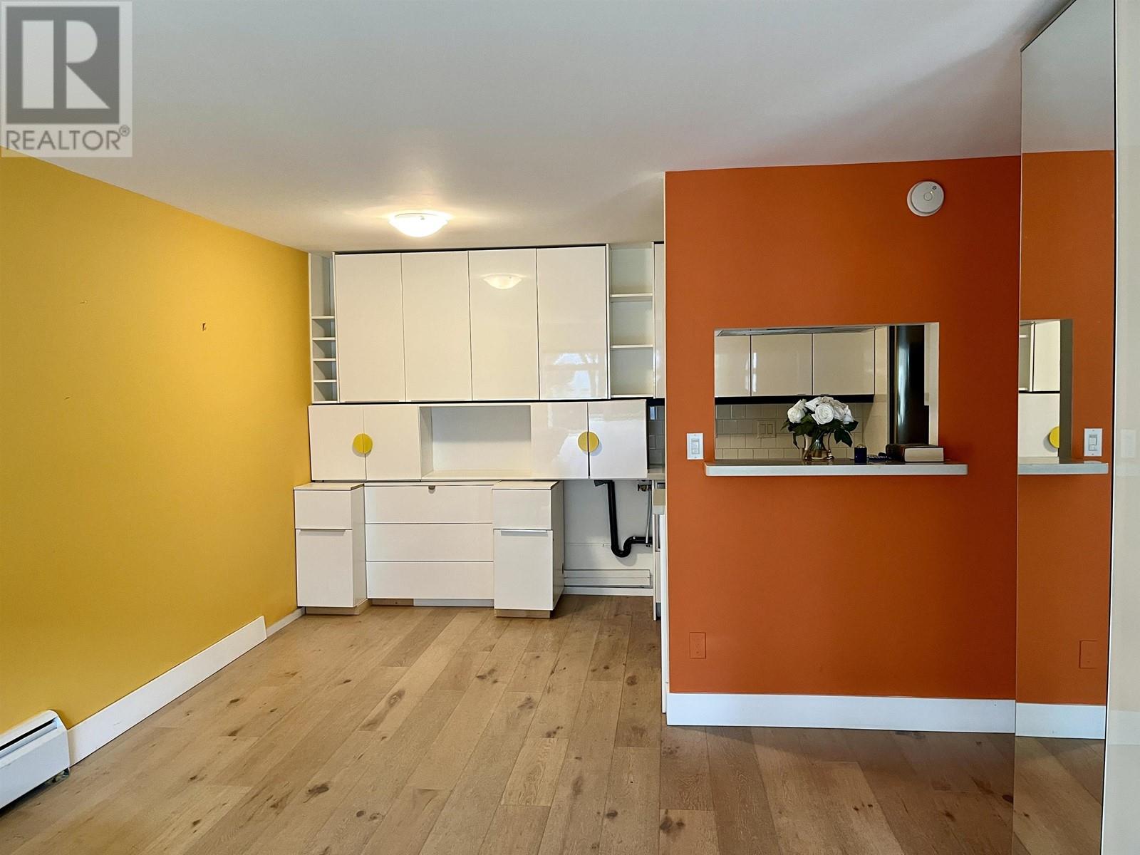 Property at 201 2025 W 2ND AVENUE image 3
