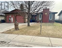 706 Dieppe Drive, Weyburn, Ca