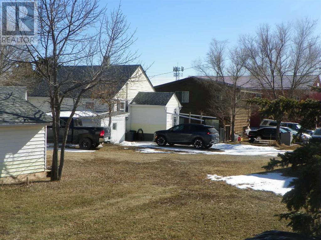 504 Rosebud Street, Carbon, Alberta  T0M 0L0 - Photo 1 - A2203928