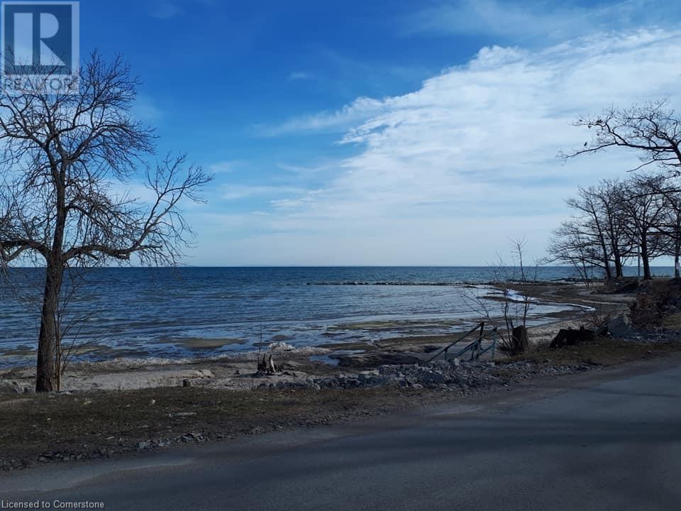 Property at 817 LAKESHORE Road image 4