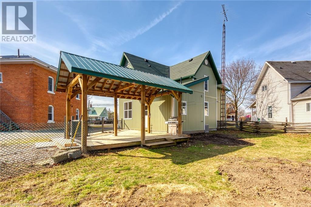 Property at 2076 MAIN Street N image 5