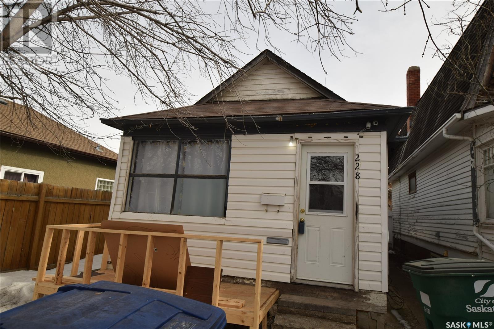 Property at 228 L AVENUE N image 1