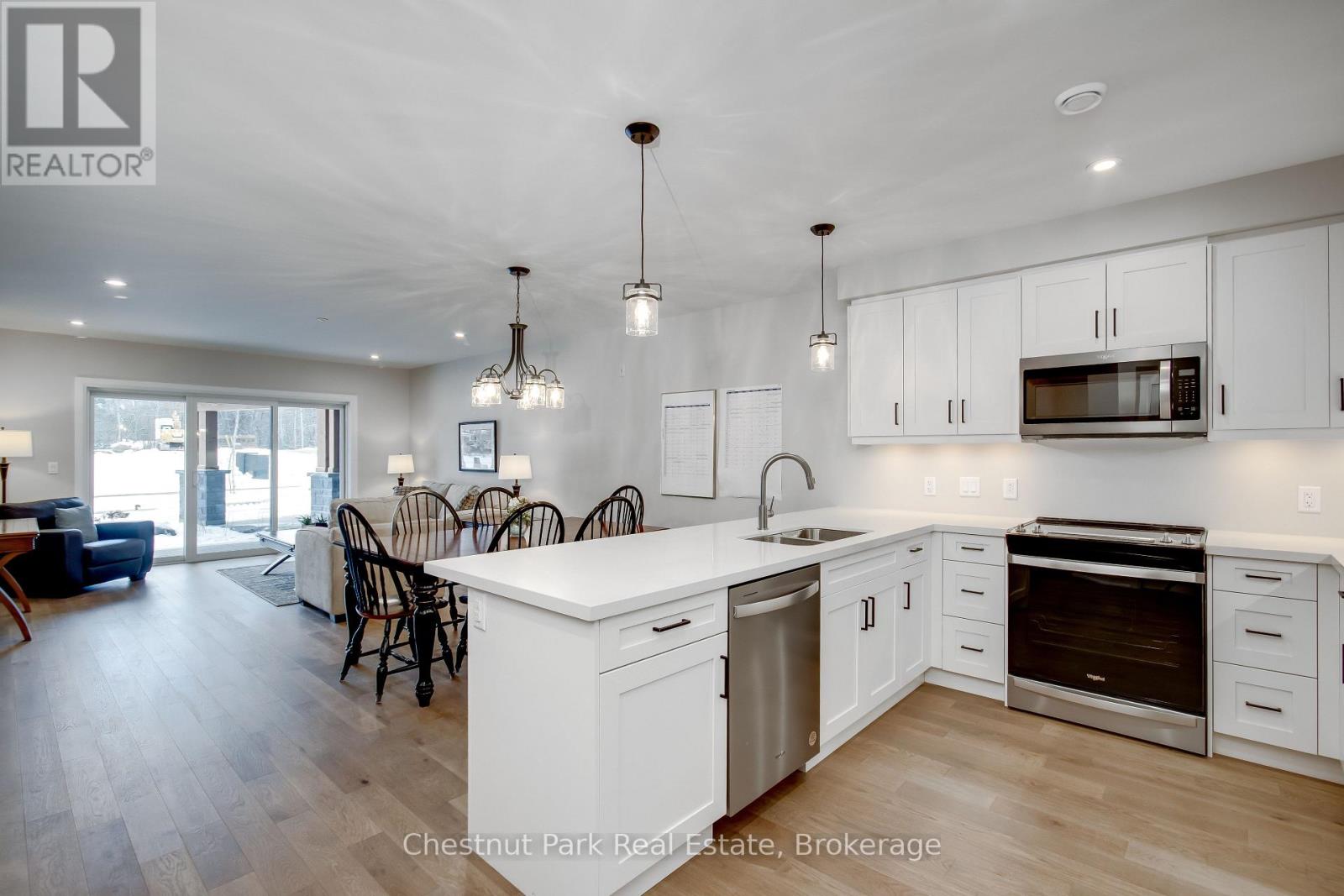 205 - 200 Anglo Street, Bracebridge, Ontario  P1L 1G4 - Photo 8 - X12036471