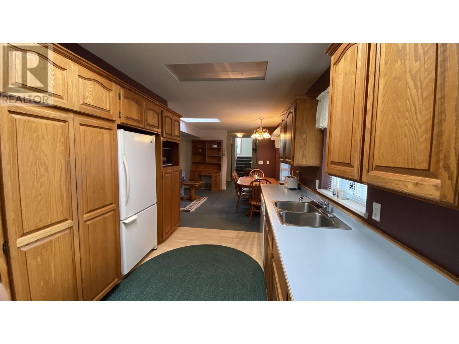 7740 Blundell Road, Richmond, British Columbia  V6Y 1J4 - Photo 5 - R2980927