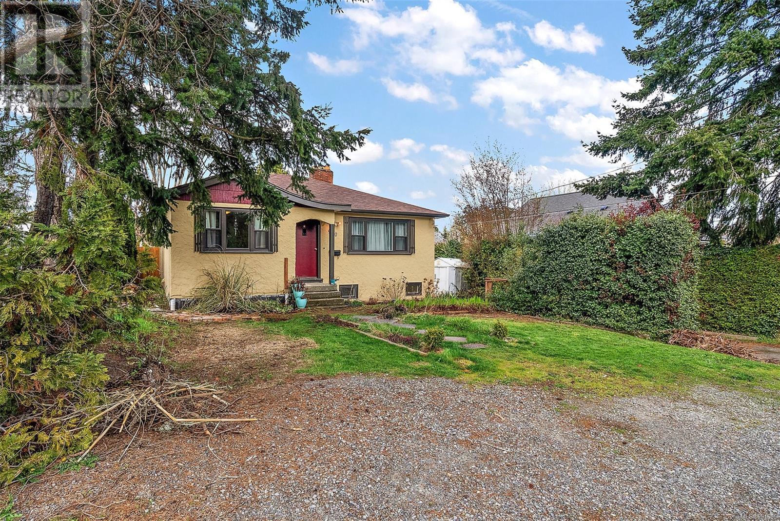 920 Lodge Ave, Saanich, British Columbia  V8X 3A8 - Photo 5 - 991696