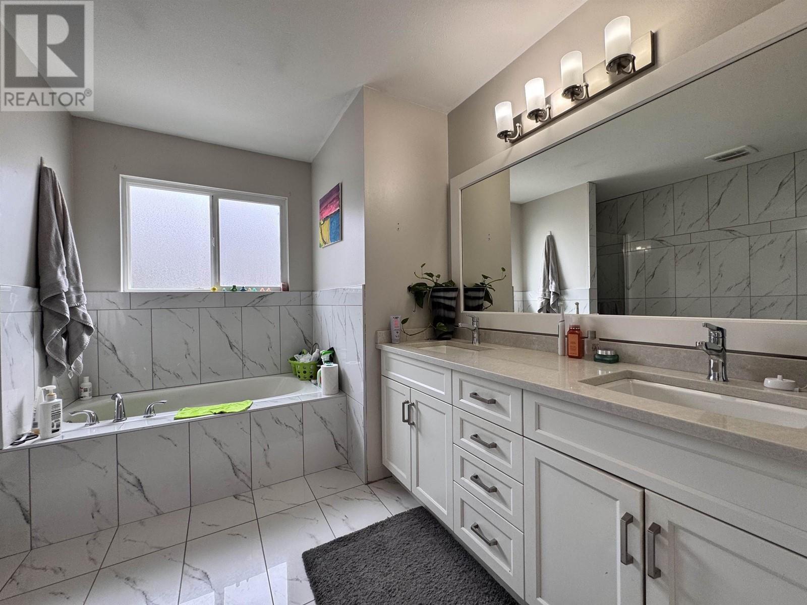 24026 109a Avenue, Maple Ridge, British Columbia  V2W 1Z4 - Photo 32 - R2979668