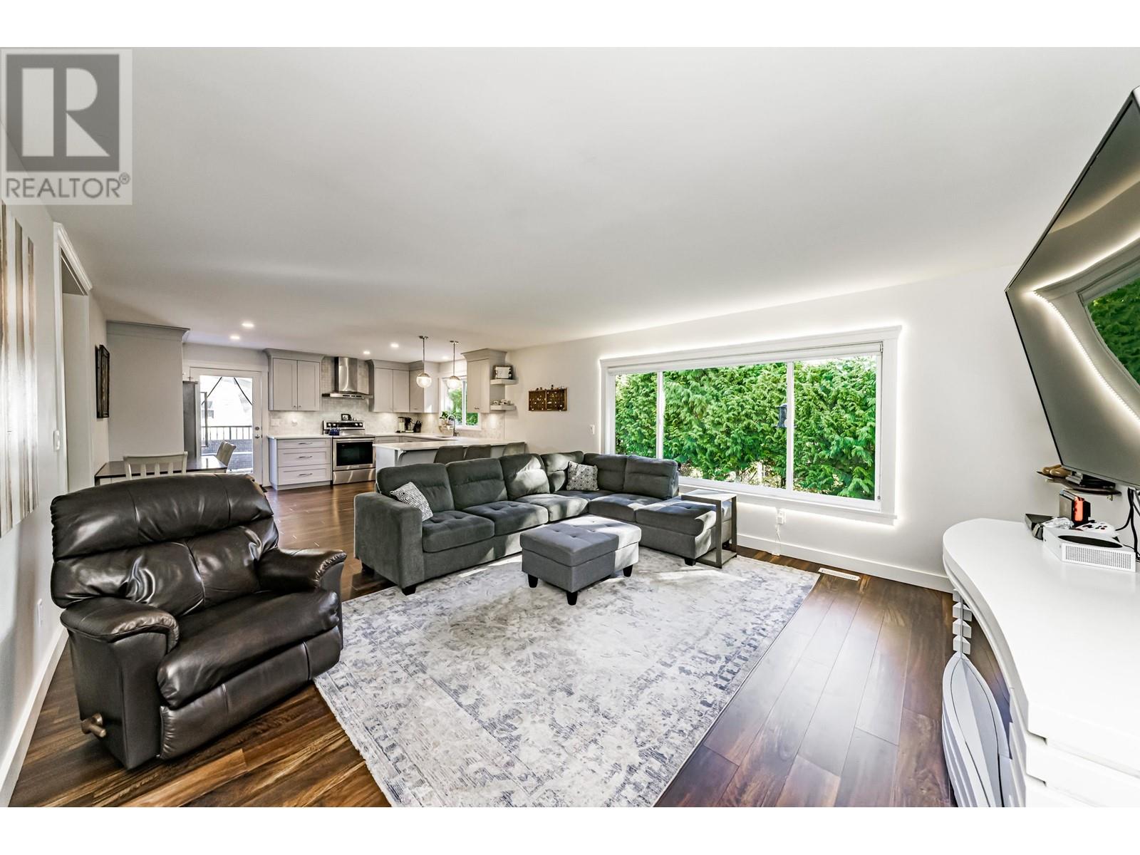 24830 118a Avenue, Maple Ridge, British Columbia  V4R 1Z3 - Photo 6 - R2974161