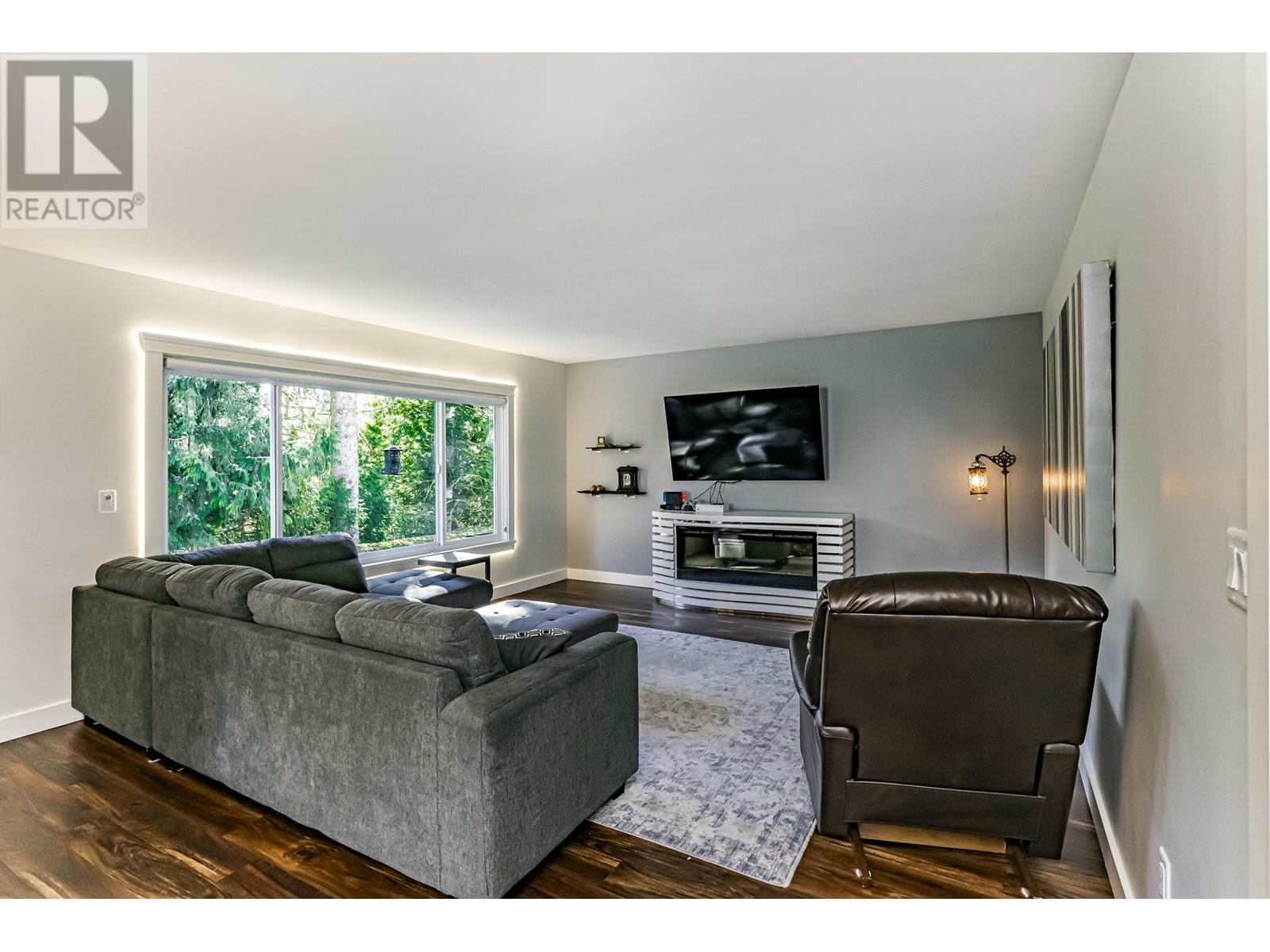 24830 118a Avenue, Maple Ridge, British Columbia  V4R 1Z3 - Photo 5 - R2974161