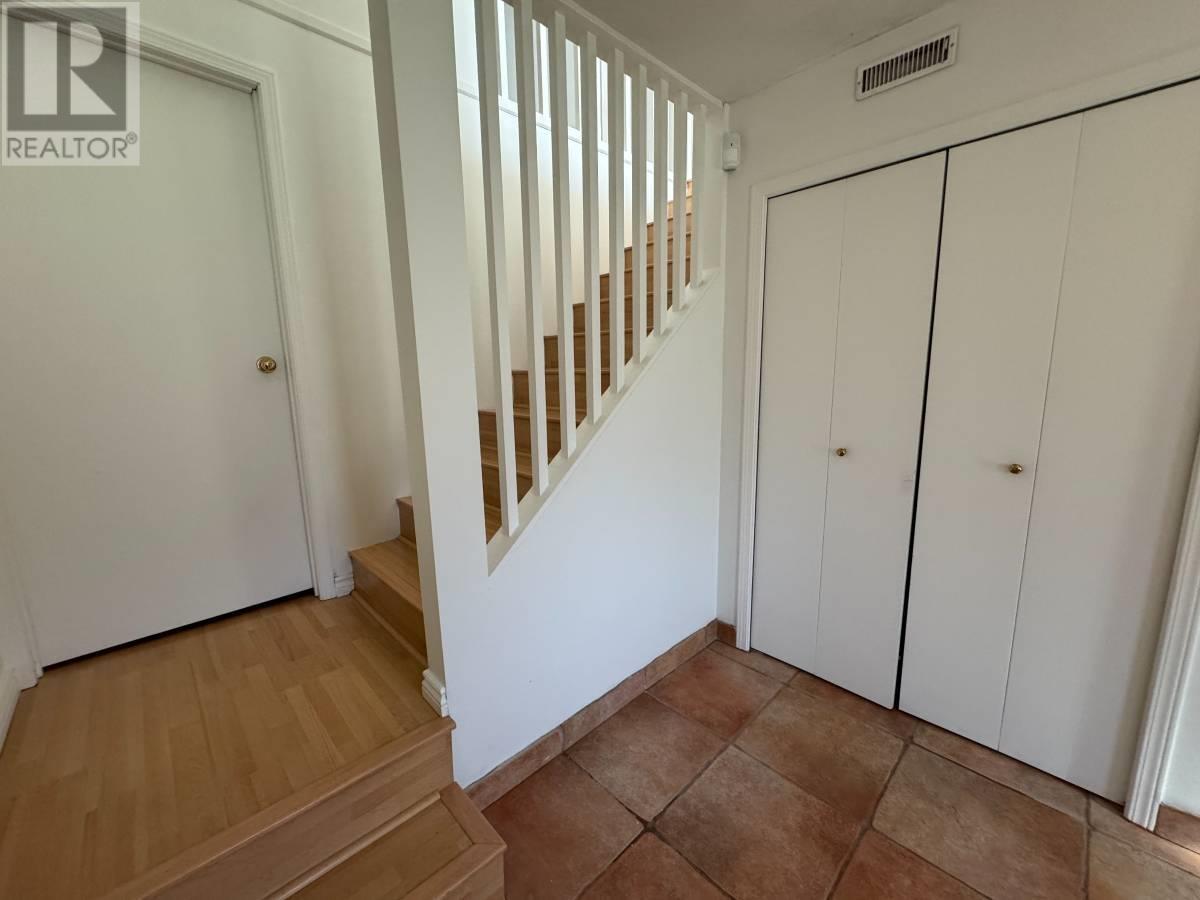 Upper Level 22377 124 Avenue, Maple Ridge, British Columbia  V2X 4J7 - Photo 11 - R2980947