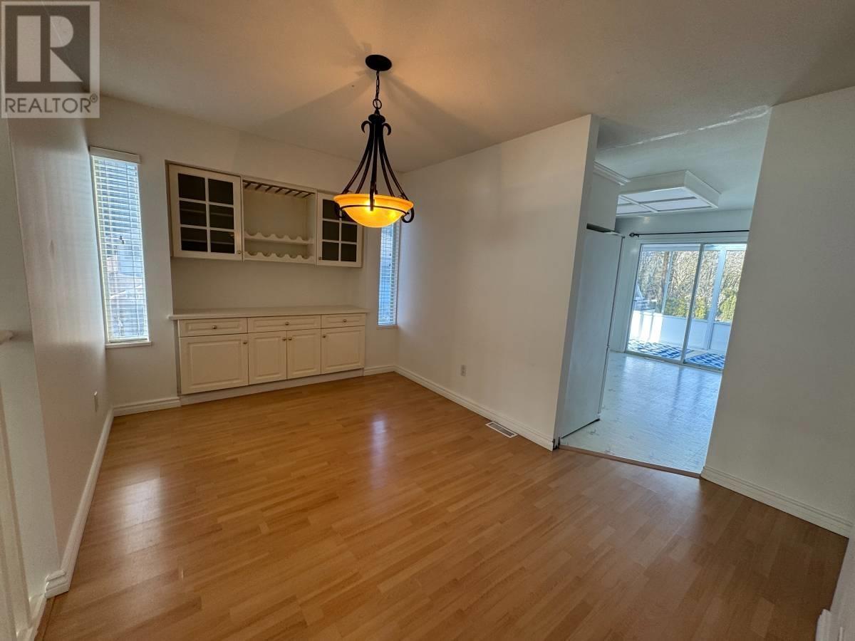 Upper Level 22377 124 Avenue, Maple Ridge, British Columbia  V2X 4J7 - Photo 5 - R2980947