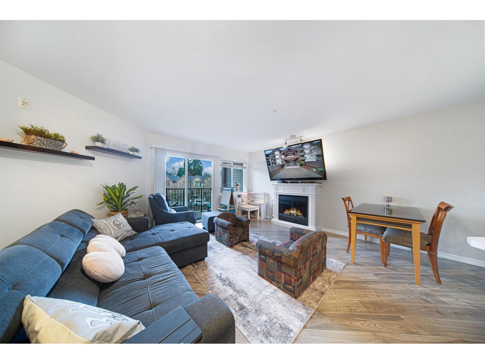 302 2581 Langdon Street, Abbotsford, British Columbia  V2T 7A3 - Photo 9 - R2980083