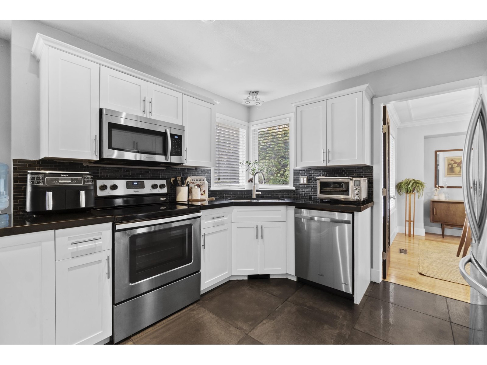 6456 188 Street, Surrey, British Columbia  V3S 8V1 - Photo 10 - R2980110