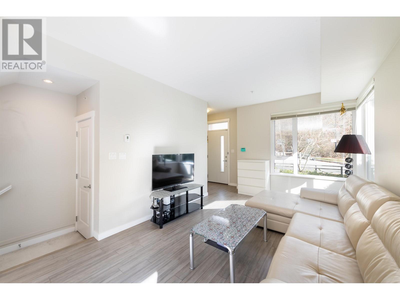 3138 Pierview Crescent, Vancouver, British Columbia  V5S 0A9 - Photo 14 - R2980366