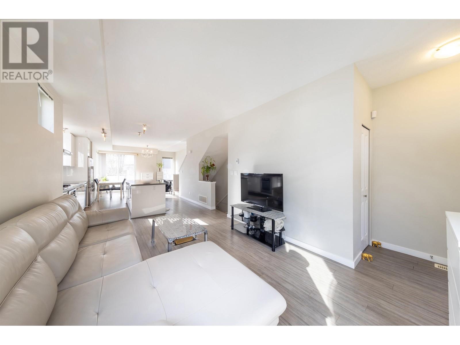 3138 Pierview Crescent, Vancouver, British Columbia  V5S 0A9 - Photo 7 - R2980366