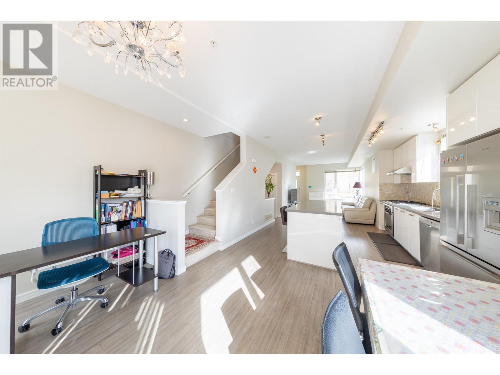 3138 Pierview Crescent, Vancouver, British Columbia  V5S 0A9 - Photo 16 - R2980366