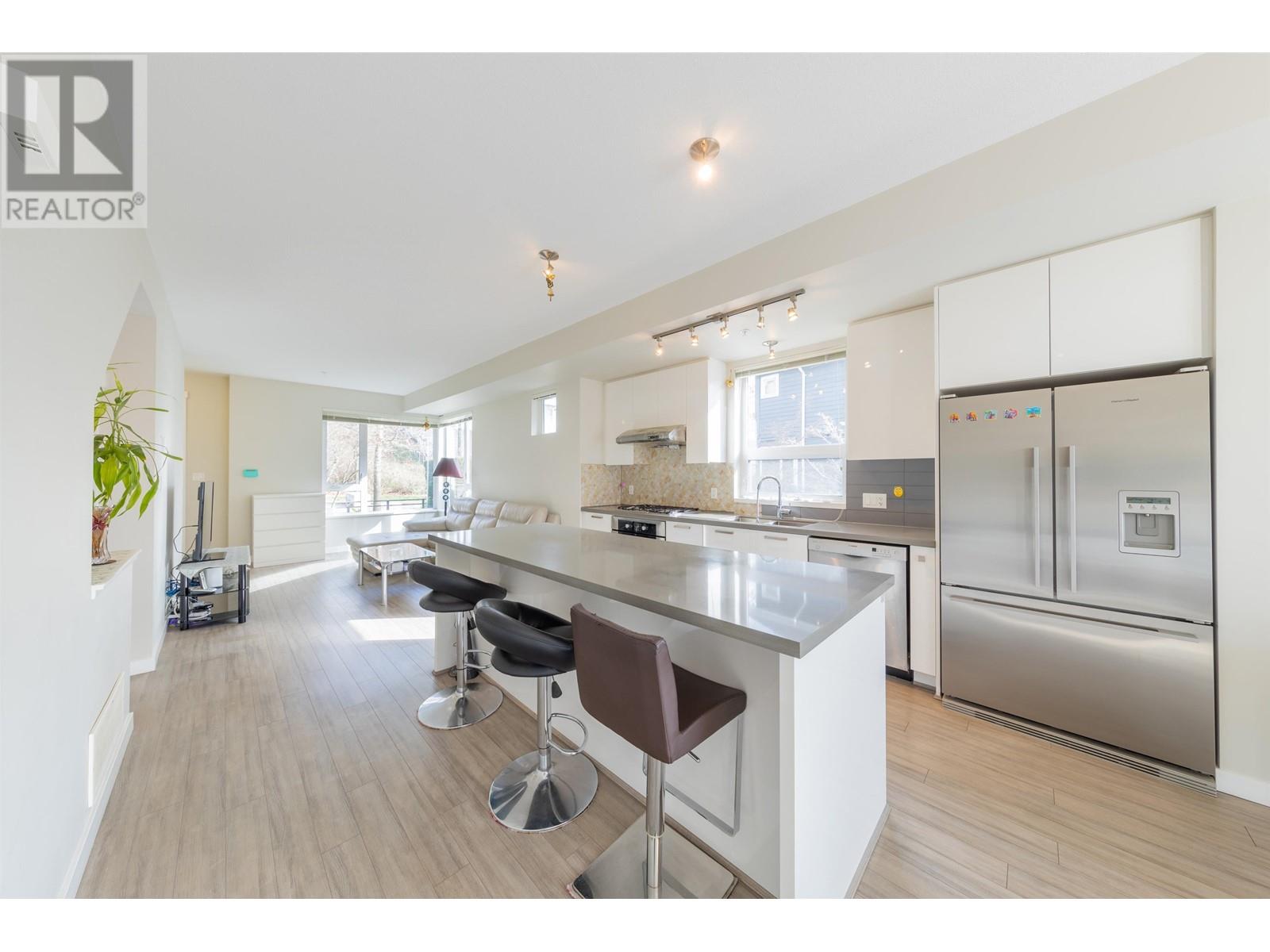 3138 Pierview Crescent, Vancouver, British Columbia  V5S 0A9 - Photo 13 - R2980366
