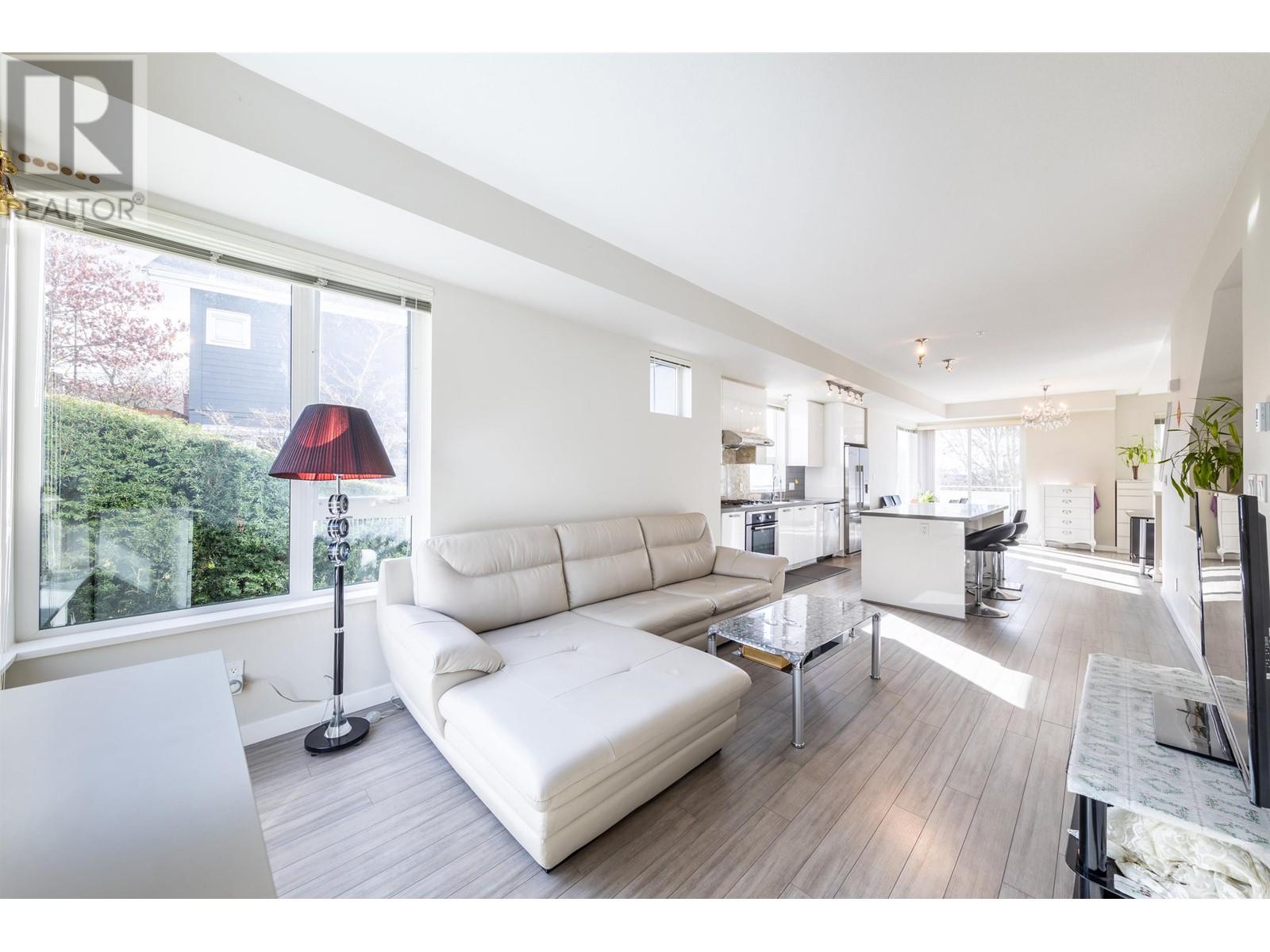 3138 Pierview Crescent, Vancouver, British Columbia  V5S 0A9 - Photo 8 - R2980366