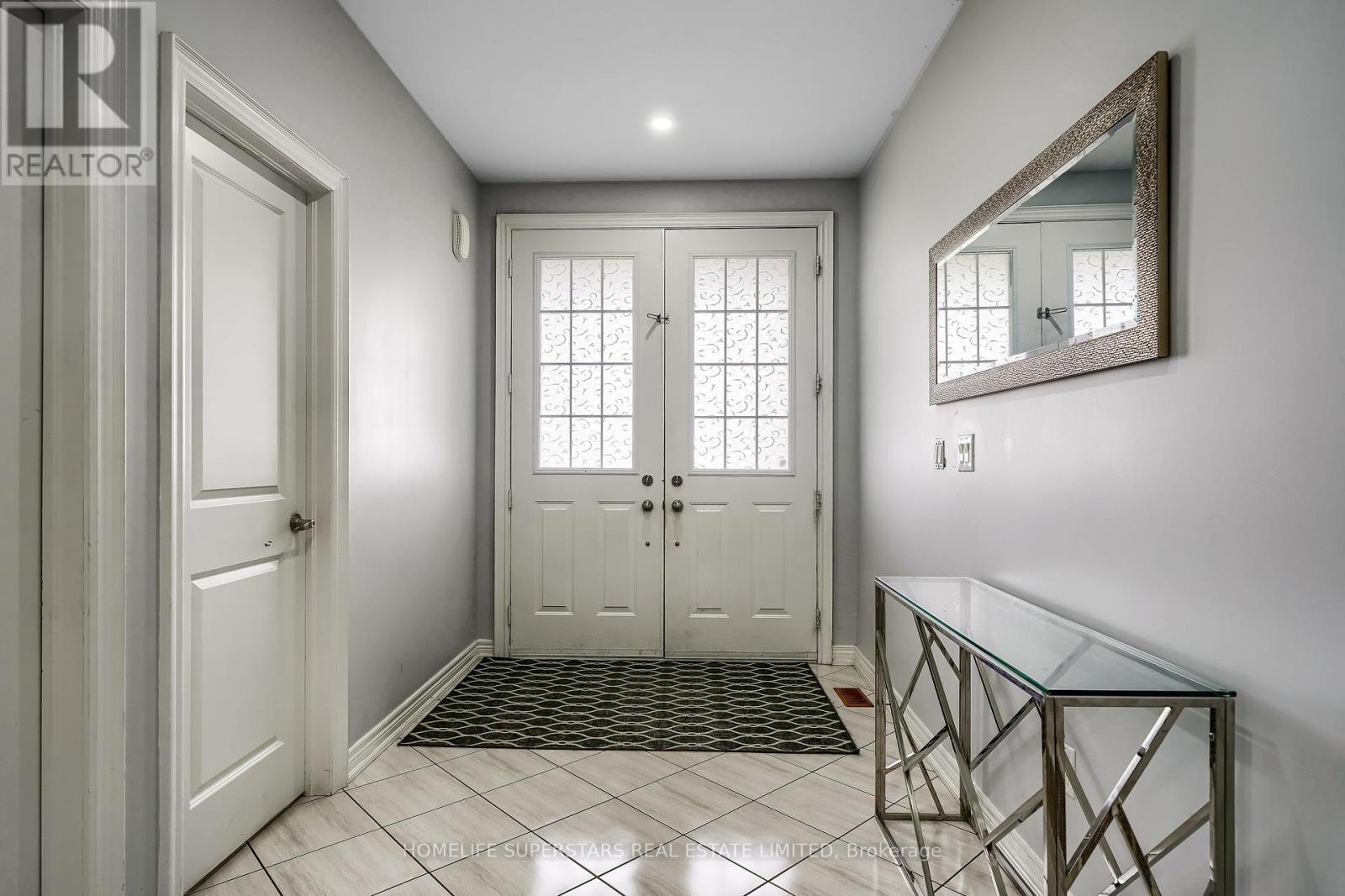 Property at 26 FORSYTH CRESCENT image 3