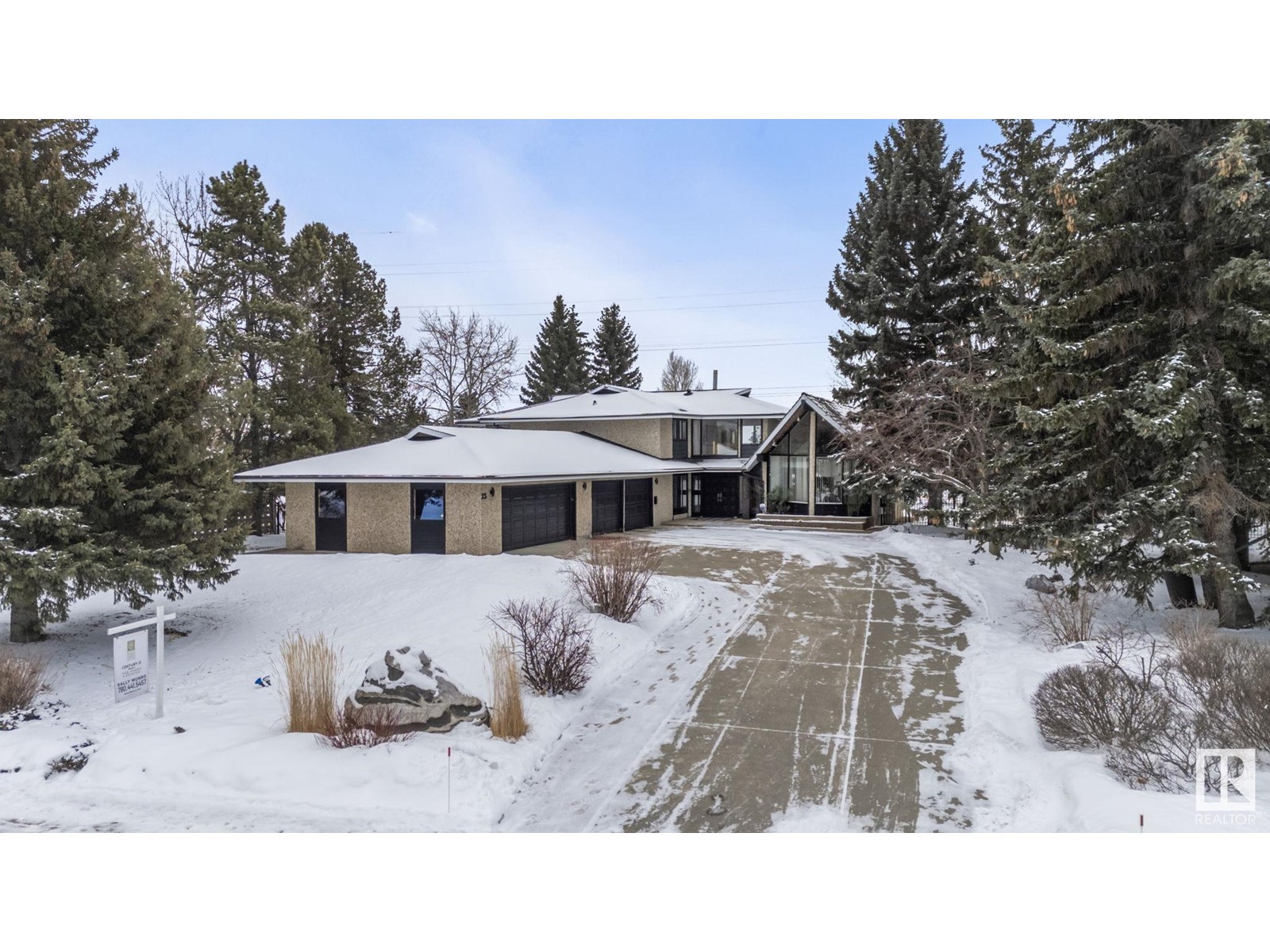 Property at 23 WESTBROOK DR NW image 1