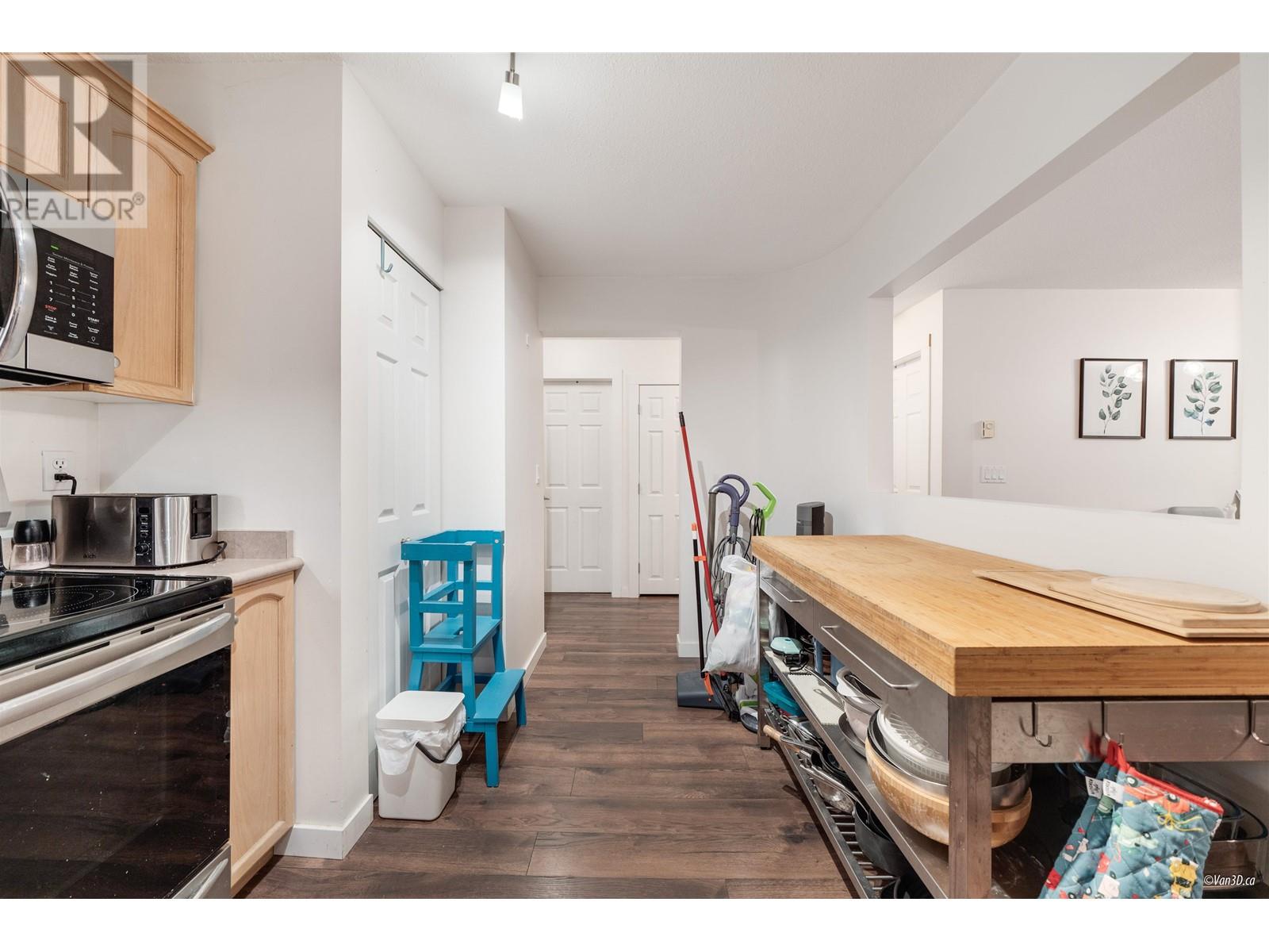 205 301 Maude Road, Port Moody, British Columbia  V3H 5B1 - Photo 9 - R2980403