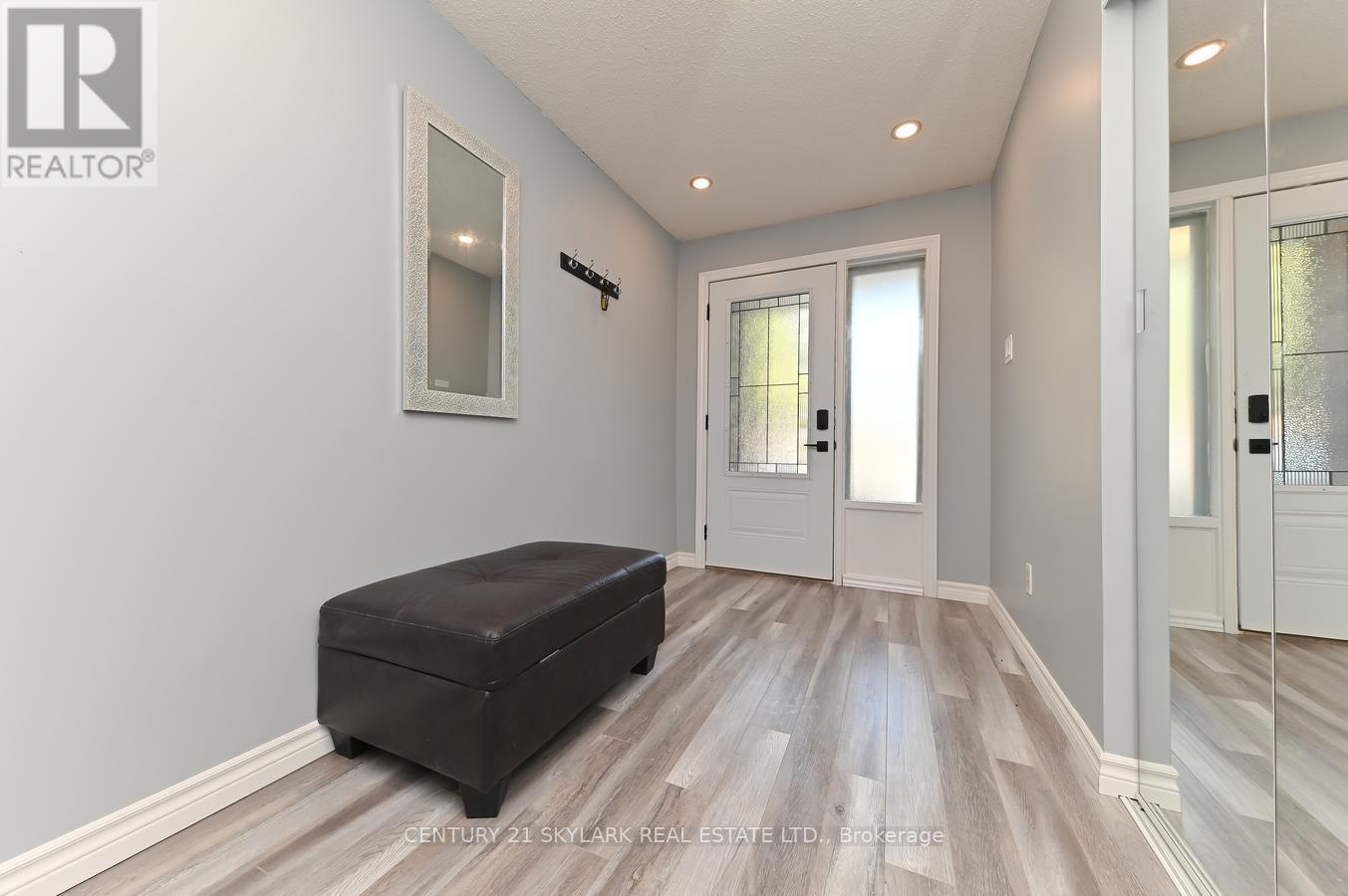Property at 25 - 1320 HAMPTON STREET S image 3